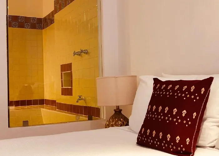 La Armonia Hotel